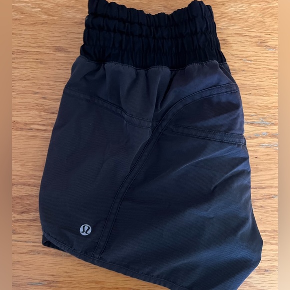 Lululemon shorts - Picture 3 of 3